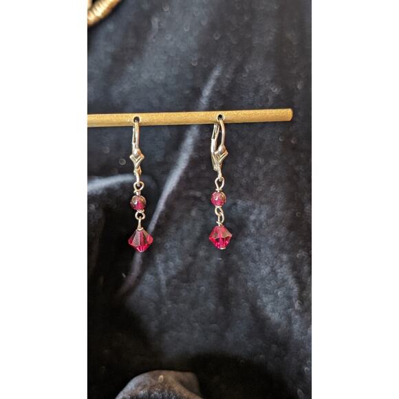 Vintage Garnet & Red Crystal Marked 925 Leverback Dangle Earrings - Picture 6 of 7
